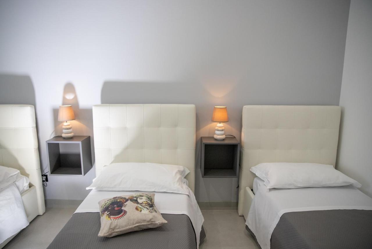 B&B Zio Luciano Avola Buitenkant foto