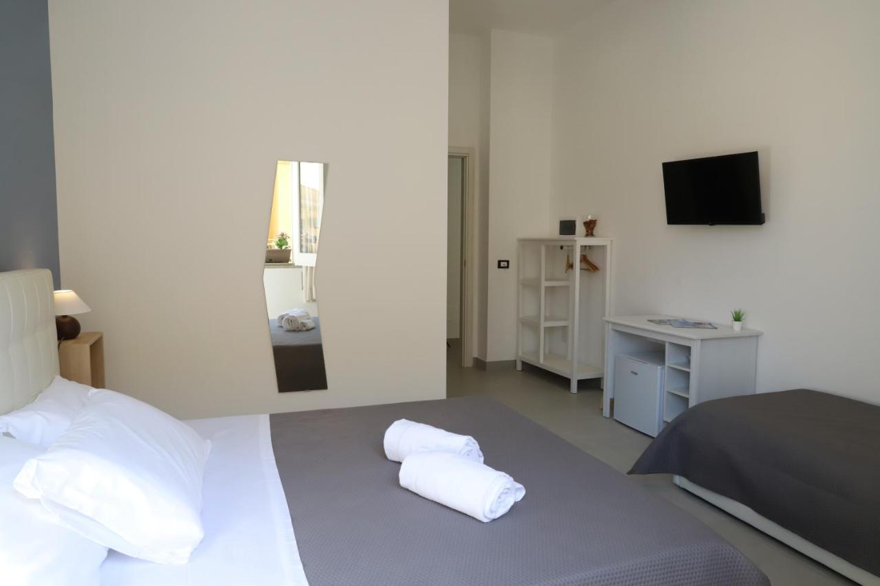 B&B Zio Luciano Avola Buitenkant foto