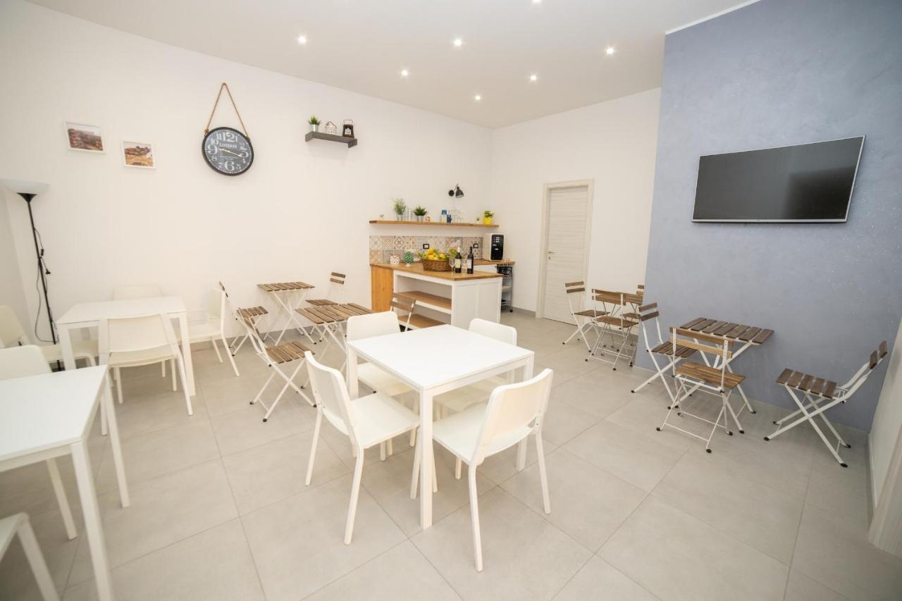 B&B Zio Luciano Avola Buitenkant foto