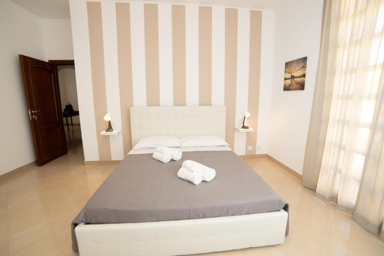 B&B Zio Luciano Avola Buitenkant foto